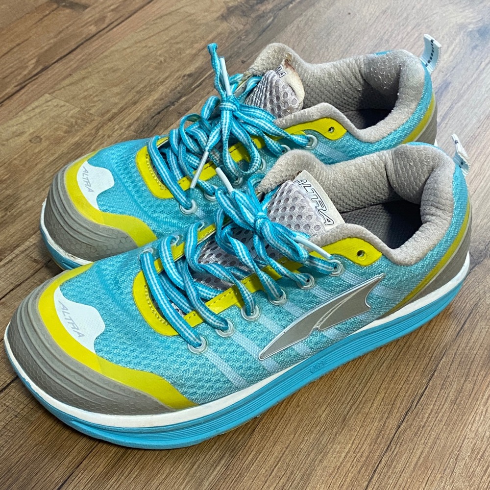 Altra Intuition 2 Womens Running Shoes Blue Yellow Zero‎ Drop A2333-1 Size 8.5